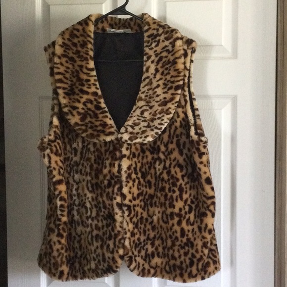 Two Twenty Collection by Blair Jackets & Blazers - Blair Two Twenty Collection Faux Animal Fur Vest